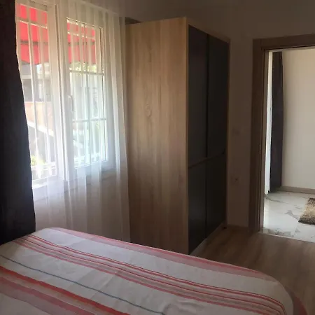 Izmir Apart 3 * 오즈데르