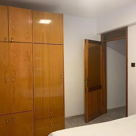 아파트 Izmir Apart 3